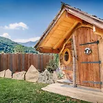 Pyrenees Prestige - D'exceptions Et Hebergements Insolites Villa *