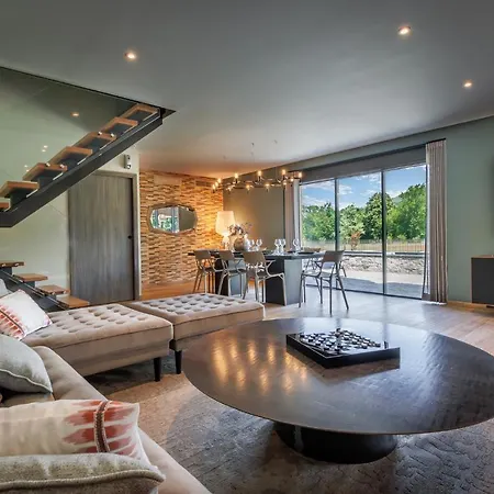 Pyrénées Prestige - Grange Rénovée Avec Piscine *