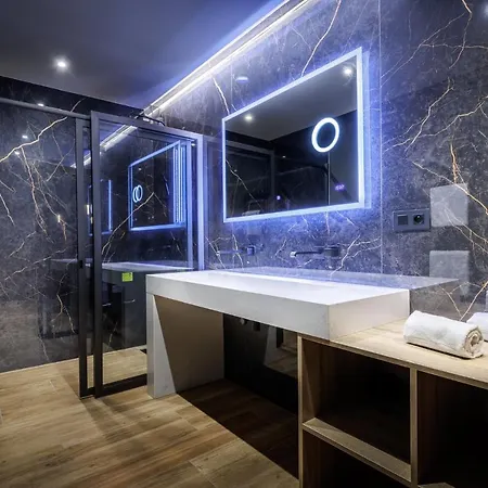 Pyrenees Prestige - D'exceptions Et Hebergements Insolites *