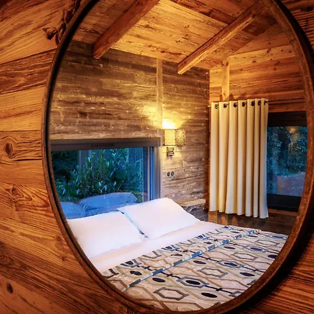 Pyrenees Prestige - D'exceptions Et Hebergements Insolites * Argelès-Gazost