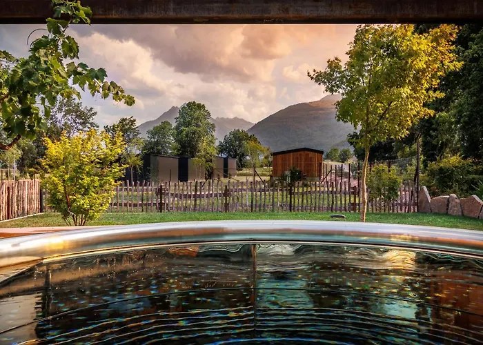 Pyrenees Prestige - D'exceptions Et Hebergements Insolites *